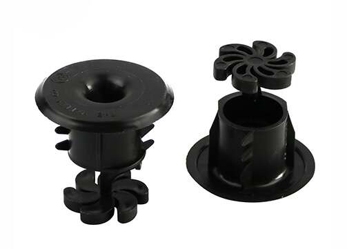 Spray nozzles